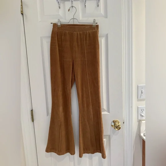 Aerie Groove On Flare Pants - Picture 4 of 7